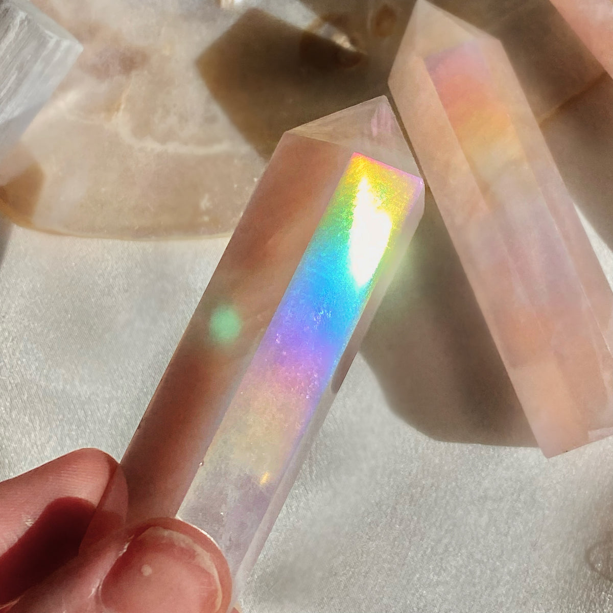 Tiera , Reiki charged angel aura quartz ANGEL AURA QUARTZ TUMBLE | Body Kantina main image 3