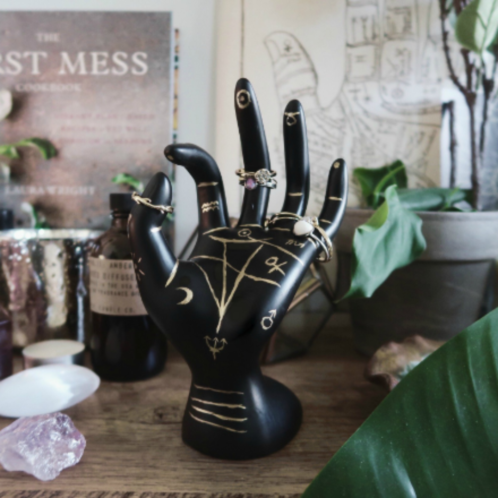 Palmistry Hand Ring Holder – Terra Soleil