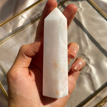 Load image into Gallery viewer, Rose Quartz Crystal Tower
