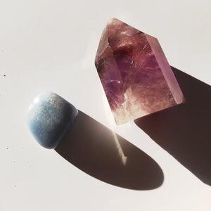blue purple amethyst quartz crystal gemstone