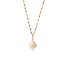 Load image into Gallery viewer, Pearl Drop Necklace