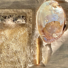 Load image into Gallery viewer, Quartz Crystal Wand