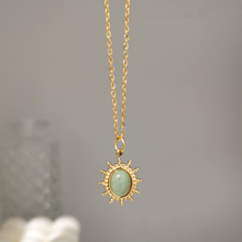 Load image into Gallery viewer, Oval Pendant Necklace