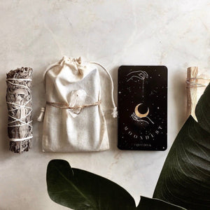 Luna Soleil Tarot Deck
