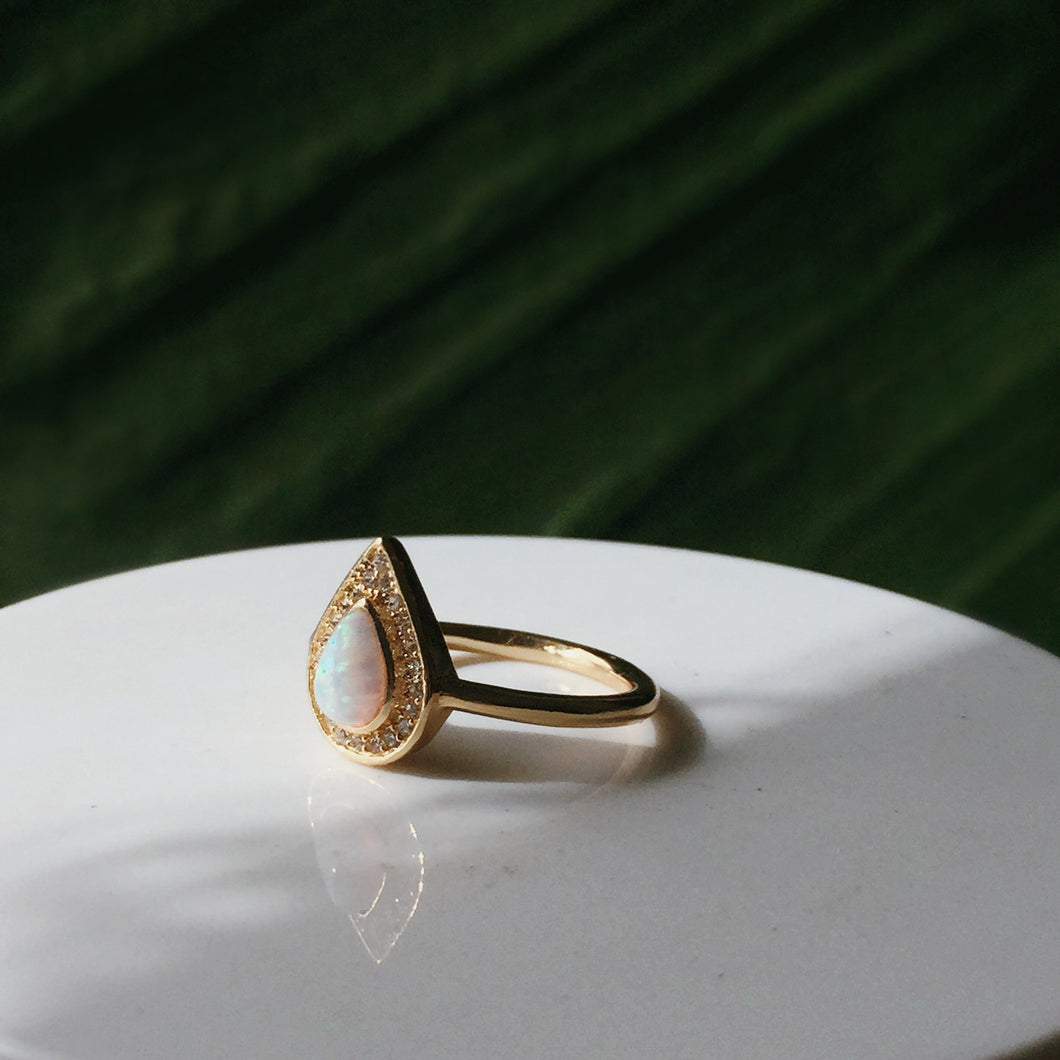 The Starlight Teardrop Opal Ring - Terra Soleil