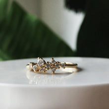 Load image into Gallery viewer, The Esmerelda Cluster Ring - Terra Soleil