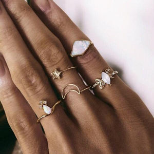 The Lumens Triple Moon Ring - Terra Soleil