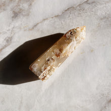 Load image into Gallery viewer, Cherry Blossom Agate Point - Terra Soleil