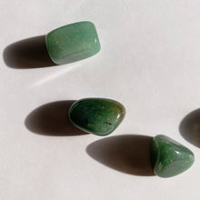 Load image into Gallery viewer, Aventurine Tumbled Stone