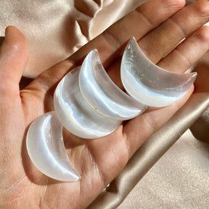 Selenite Moon Palm Stone - Terra Soleil