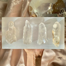 Load image into Gallery viewer, Quartz Crystal Wand